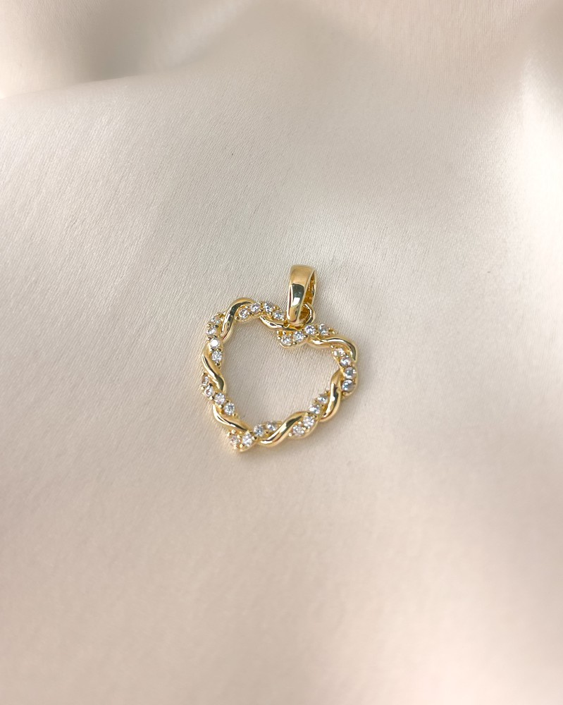 Geelgouden hanger in hartvorm met gedraaide band, gezet met fijne zirkonia's.