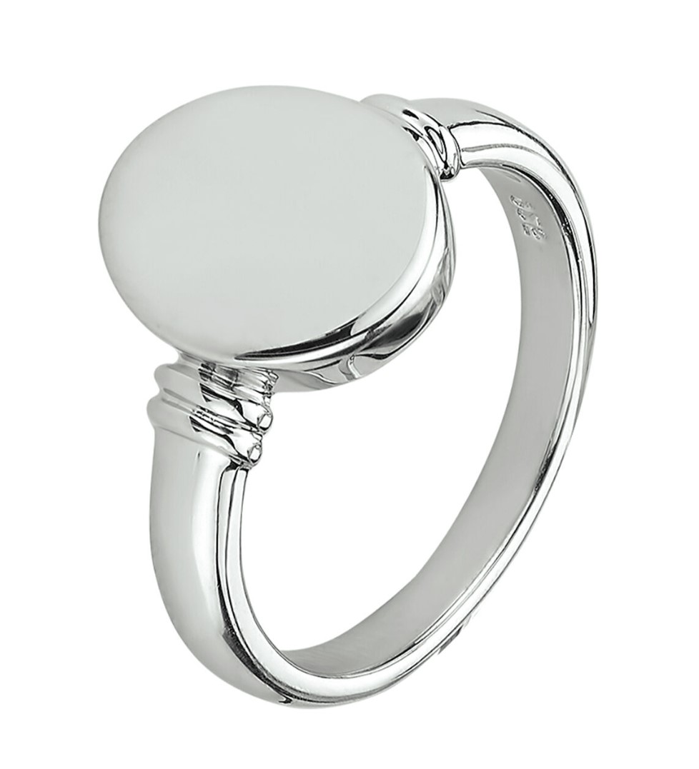Gerhodineerd 925 zilveren graveerring. De ring heeft een breedte van 10.5mm.