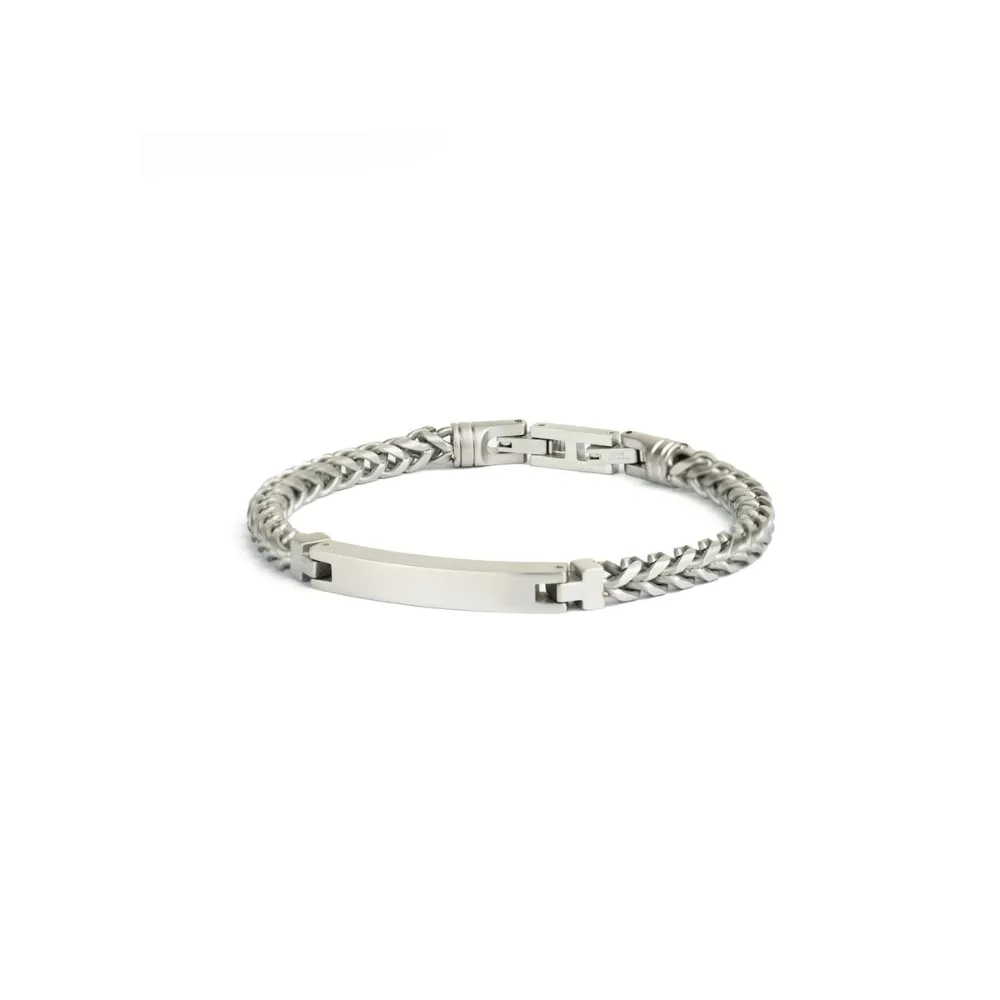 De Opus armband is een prachtige 5mm vossenstaart armband met een custom made sluiting. Hij is verstelbaar met +-1 cm dus je hoeft je niet al te veel zorgen te maken over de maatvoering.

De armband is gemaakt van duurzaam 316L roestvrij staal. De naam "foxtail" komt van het ontwerp van de ketting zelf. De schakels zijn geweven op een manier die een patroon creëert dat lijkt op de textuur en de stroming van een vossenstaart.
