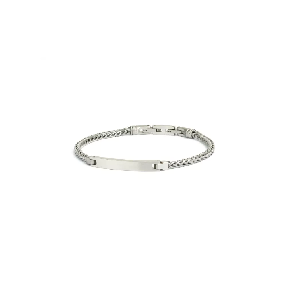 De Memento Silver armband is een prachtige 3mm vossenstaart armband met een op maat gemaakte sluiting. Hij is +-1 cm verstelbaar, dus je hoeft je niet al te veel zorgen te maken over de maatvoering.

De armband is gemaakt van duurzaam 316L roestvrij staal en is met de grootste zorg afgewerkt.