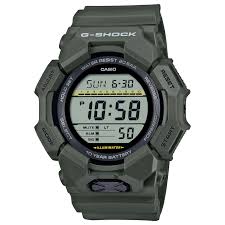 De digitale GD-010 biedt handige functies zoals de wereldtijd en een stopwatch, evenals een zeer helder ledlicht, dat gemakkelijk toegankelijk is met de grote knop aan de voorkant van de kast, zodat je zelfs in het donker goed kunt zien.

Deze G-SHOCK is gemaakt van hars van biologische oorsprong en is uitgerust met een batterij die 10 jaar meegaat. Dit is een geweldige G-SHOCK als je de impact op het milieu wilt beperken.