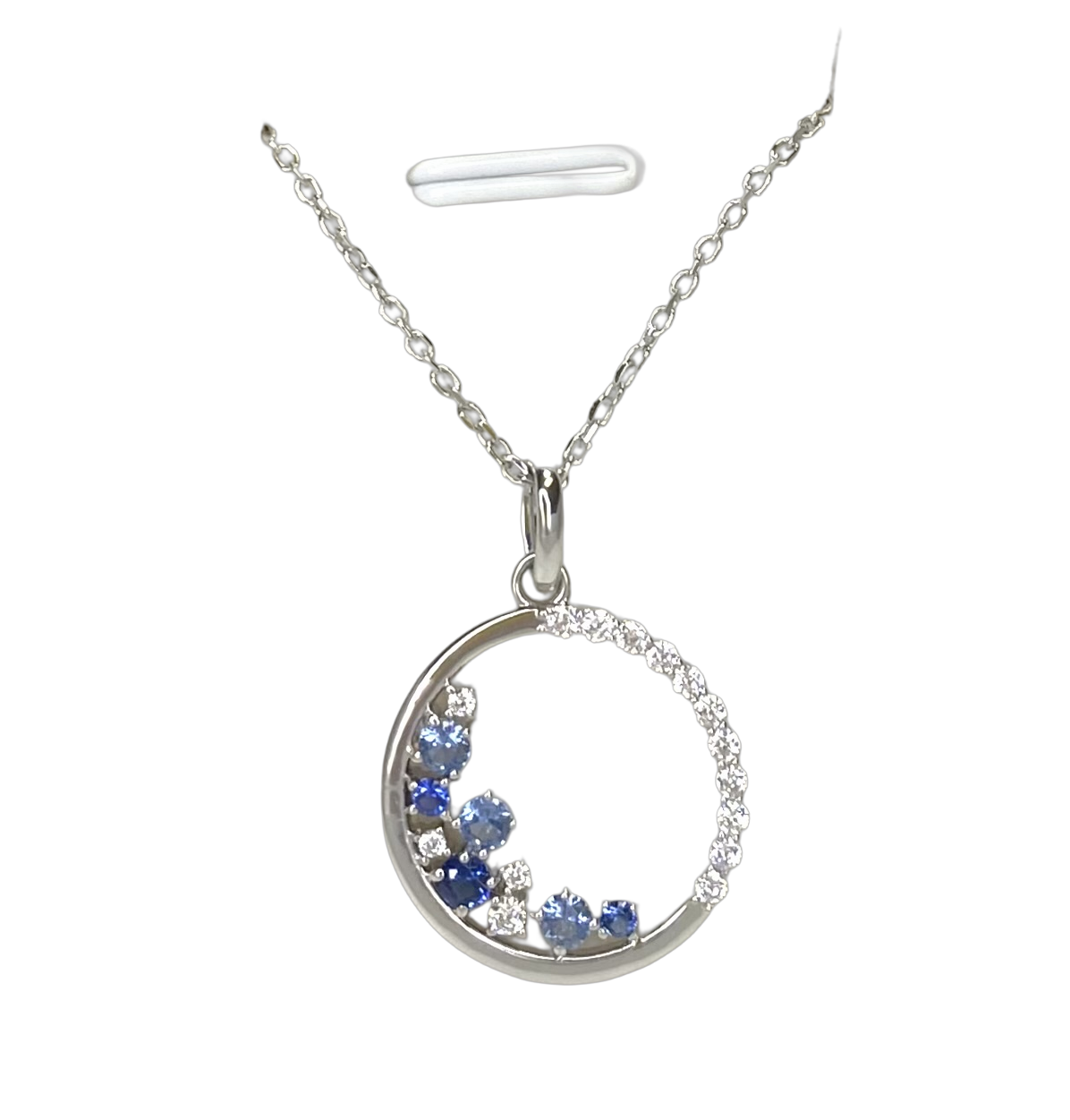 Hanger met blauwe stenen