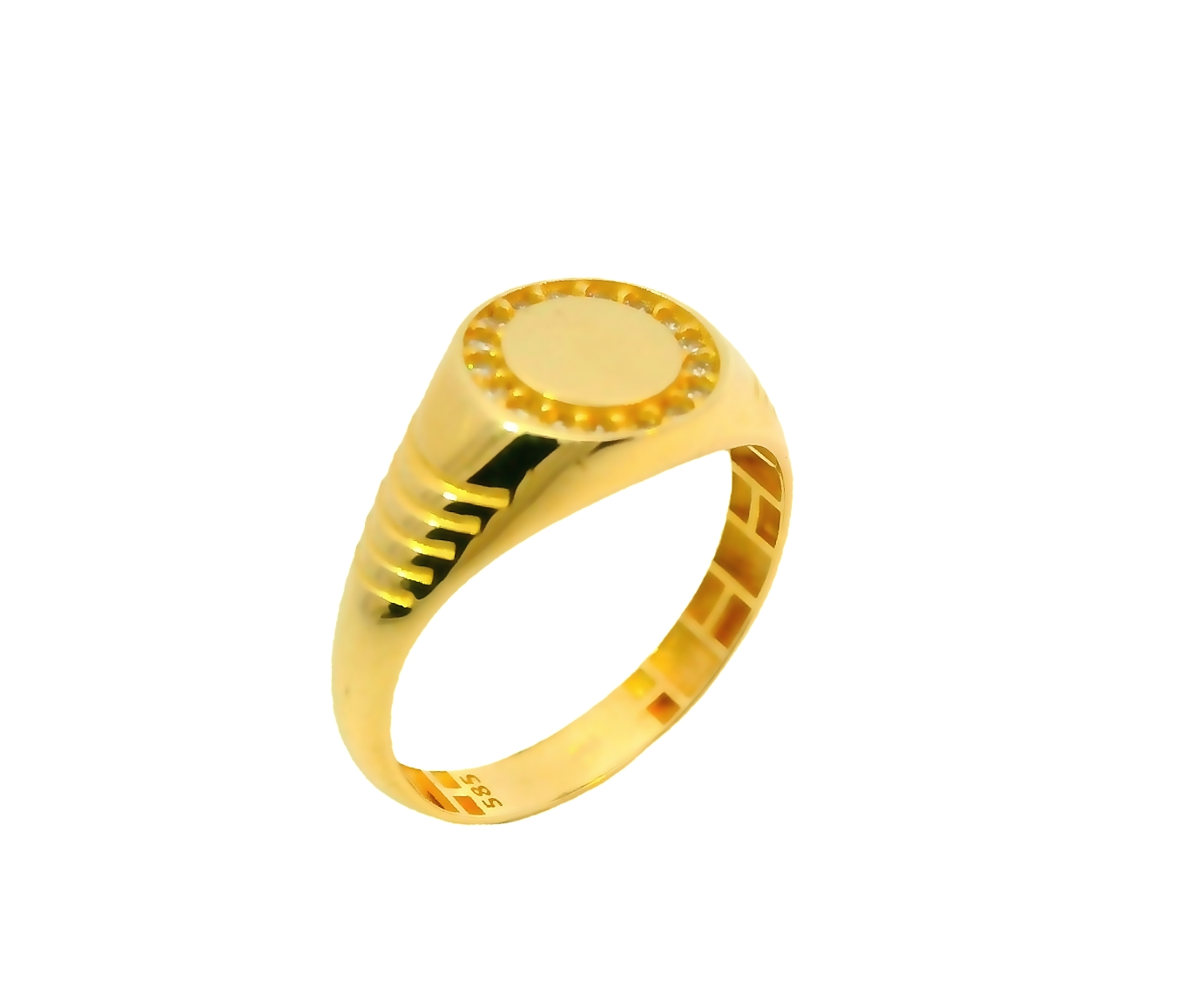 Deze prachtige geelgouden herenring van 14 karaat is voorzien van schitterende zirkonia stenen, wat zorgt voor een luxe uitstraling. De ring is perfect om te dragen bij speciale gelegenheden of als dagelijkse accessoire. Combineer het met andere gouden sieraden voor een complete look. De ring is verkrijgbaar in verschillende maten voor een perfecte pasvorm. Verwen jezelf met deze stijlvolle ring!
De ring is verkrijgbaar in meerdere afmetingen.