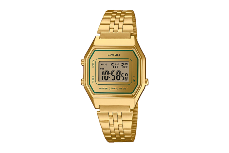 De Casio Vintage Horloge - LA680WEGV-9AEF heeft een vierkant ontwerp en beschikt over een gouden kleur met een digitaal display. Het horloge heeft functies zoals een stopwatch en een alarm. Dit horloge past perfect bij zowel een casual T-shirt en jeans als een sportieve outfit. Maak jouw look compleet met de Casio Vintage Horloge - LA680WEGV-9AEF!