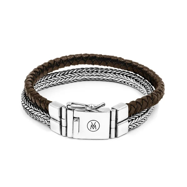 Van Mispelaar Duo H Small heeft bruin leer met een zilveren armband en zilveren sluiting.