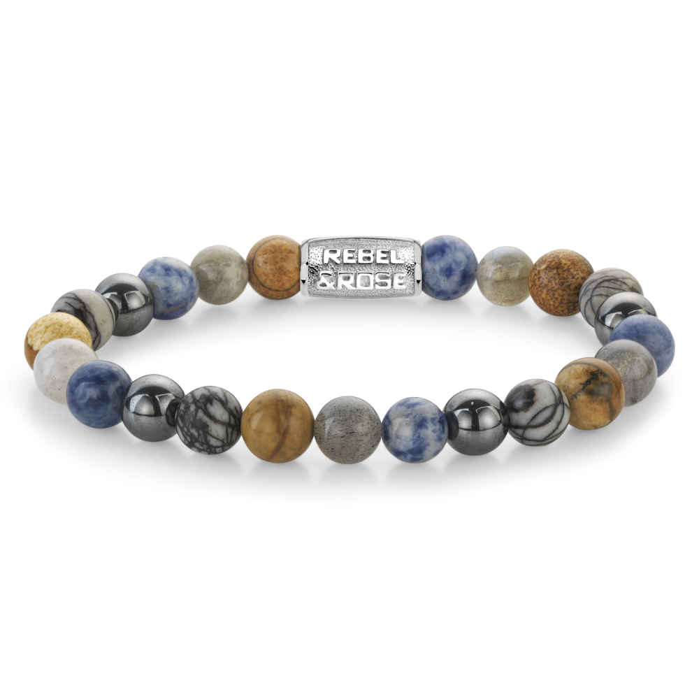 Bead armband, handgemaakt van 8mm Labradoriet, Lithografiet, Black Network, Hematiet en Blue Spot stenen met een zilverkleurig slot. Het Rebel & Rose sieraad is makkelijk te combineren met andere zilveren, leren of kralenarmbanden.