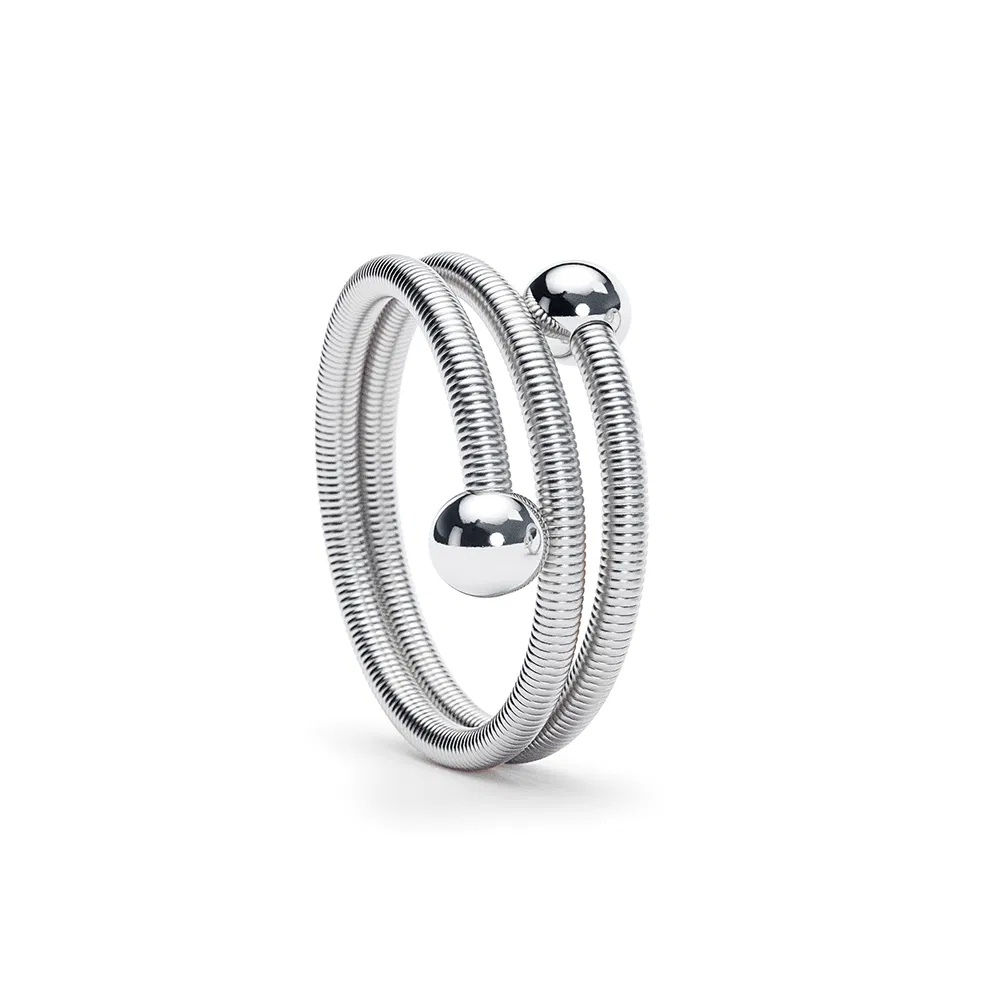 Een platina ring Niessing model Colette 2 x wikkel.