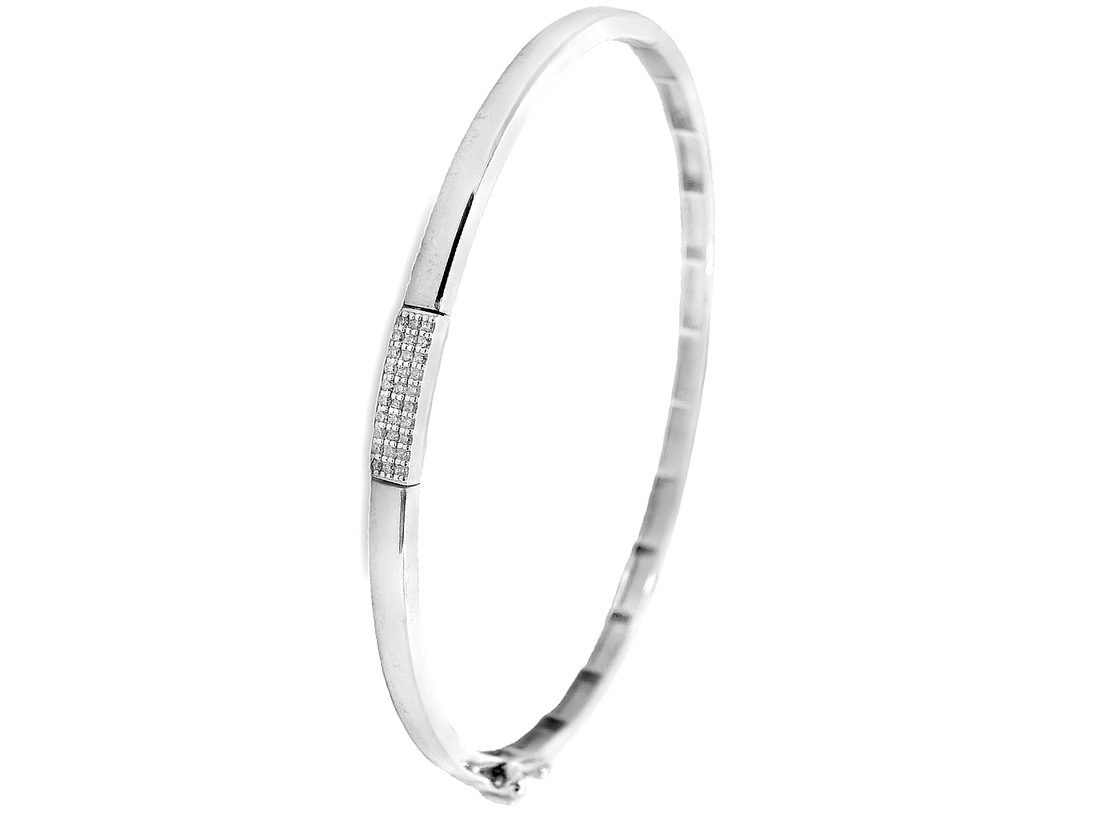 Deze bangle van Louis Bros is vervaardigd uit 14 karaat witgoud (8.16gr).
Deze bangle van Louis Bros is echt een plaatje aan de vrouwenpols. Door de ronde vormen in combinatie met diamanten in het midden zorgt ervoor dat deze armband tijdloos en draagbaar is voor dagelijks gebruik en voor speciale gelegenheden.
