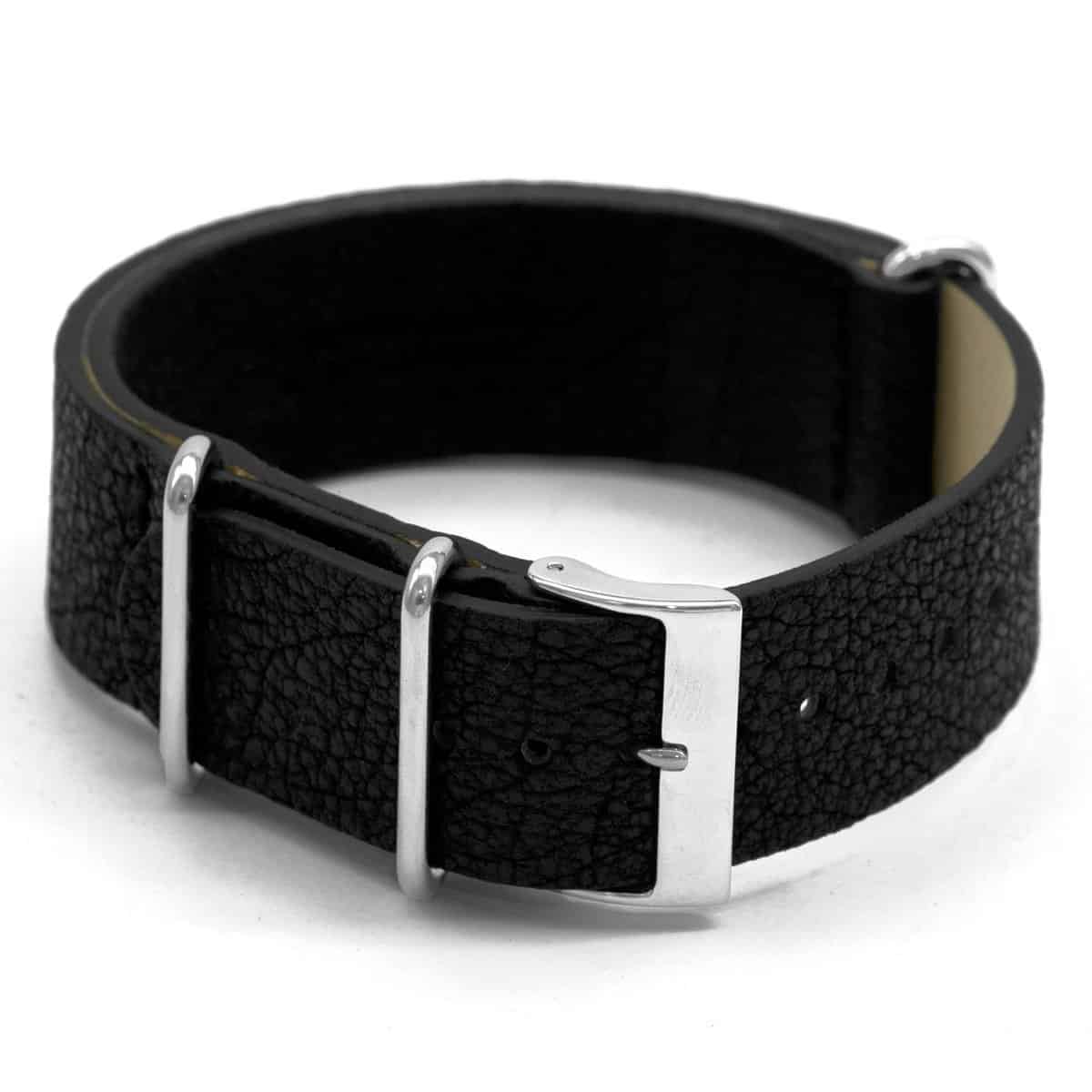 Lederen nato horlogeband.
Kleur band: Zwart
Band dikte: 1.3mm
Band lengte: 255/130mm
Band breedte: 20x20mm
Gesp: Ja
Bekleding binnenband: Nubuck
Gestikt: Nee
Pushpin: NVT
Hypoallergeen: Ja
EAN: 8716667163508