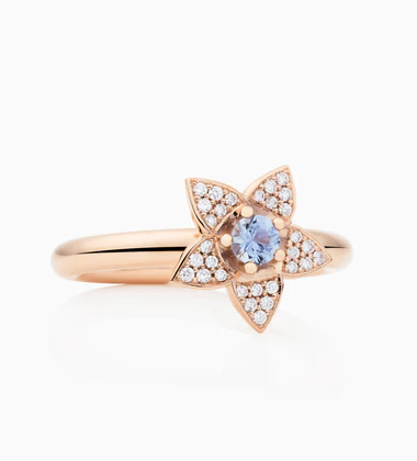 18krt Roségoud
0.12ct/ Ceylon saffier