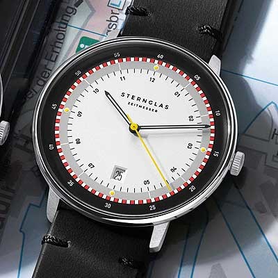 Sternglas limited horloge met zwarte lerenband, datum en saffierglas
