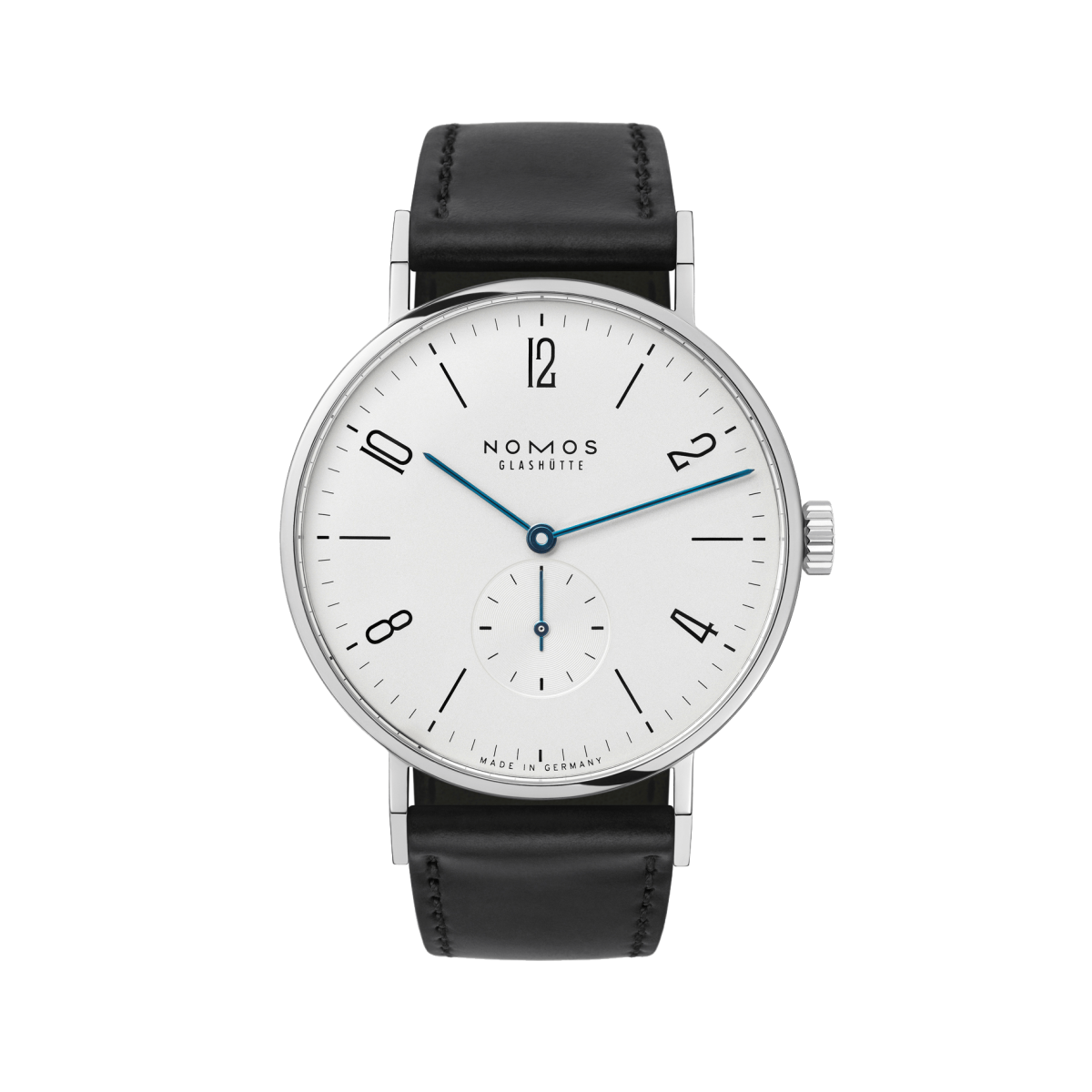 De Nomos Tangente 164 is een minimalistisch horloge met kenmerkende eigenschappen zoals een slanke roestvrijstalen kast en zwarte leren band. Het horloge heeft een handmatig opwindbaar uurwerk en een heldere witte wijzerplaat met zwarte cijfers. Draag dit horloge voor een moderne en stijlvolle uitstraling bij elke gelegenheid. Combineer het met zowel casual als formele outfits voor een veelzijdige look.