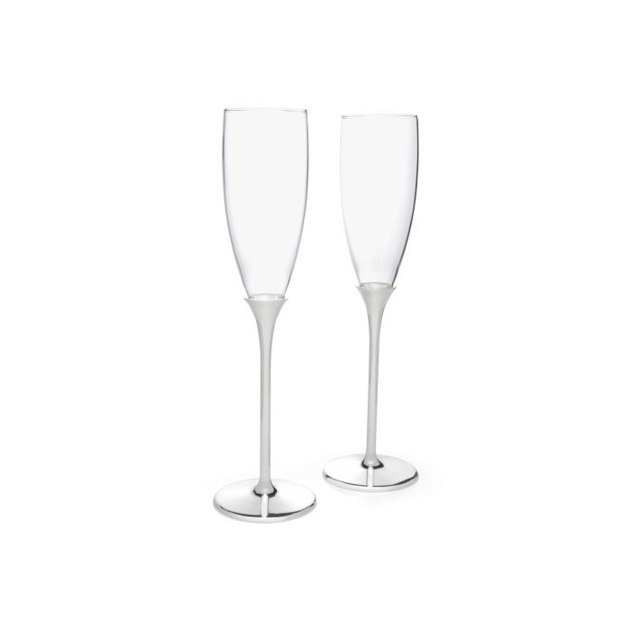 Op een bijzonder moment moet geproost worden! Deze stijlvolle champagneglazen van Zilverstad maken het proostmoment compleet. De glazen danken hun chique uitstraling aan de combinatie van het glas met de pootjes in zilver kleur. Ook leuk als huwelijkscadeau. Set van 2 glazen.