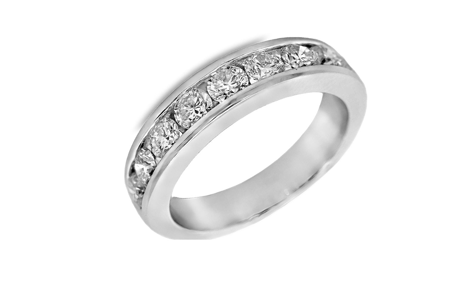 Deze prachtige witgouden ring van 14 karaat is bezet met een schitterende diamant van 1.02 karaat. De ring straalt elegantie en luxe uit, perfect voor elke gelegenheid. Draag deze ring alleen voor een subtiele uitstraling of combineer hem met andere ringen voor een trendy look. Een tijdloos sieraad dat niet mag ontbreken in je collectie!
De ring is verkrijgbaar in meerdere afmetingen.