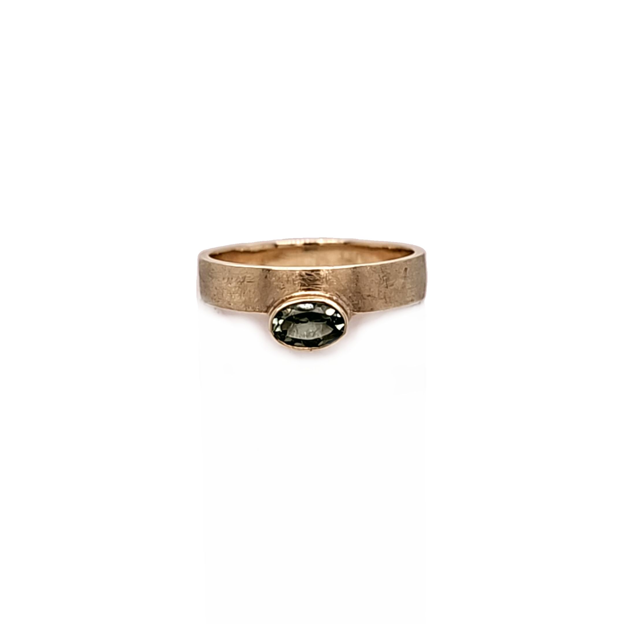 geelgouden ring met tourmalijn