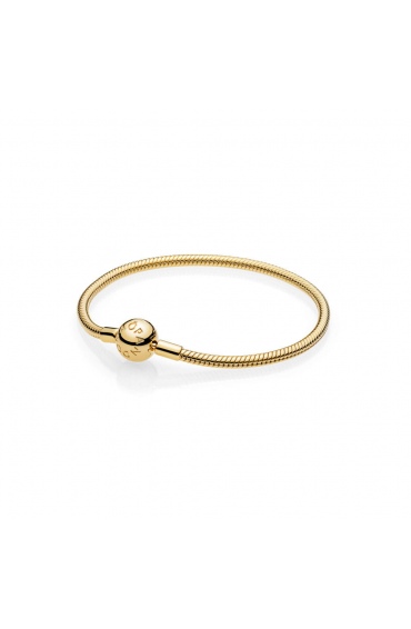 Begin jouw eigen unieke Pandora-verhaal met deze Snake Chain-armband die is verguld met 14-karaat goud. Deze met de hand afgemaakte armband kan op eindeloos veel manieren gestyled worden en is het perfecte canvas voor jouw creativiteit . Vul hem aan met de bedels en clips die jij mooi vindt, draag hem afzonderlijk voor een sobere en elegante look, of combineer hem met contrasterende armbanden voor een speelse afwisseling van texturen.
