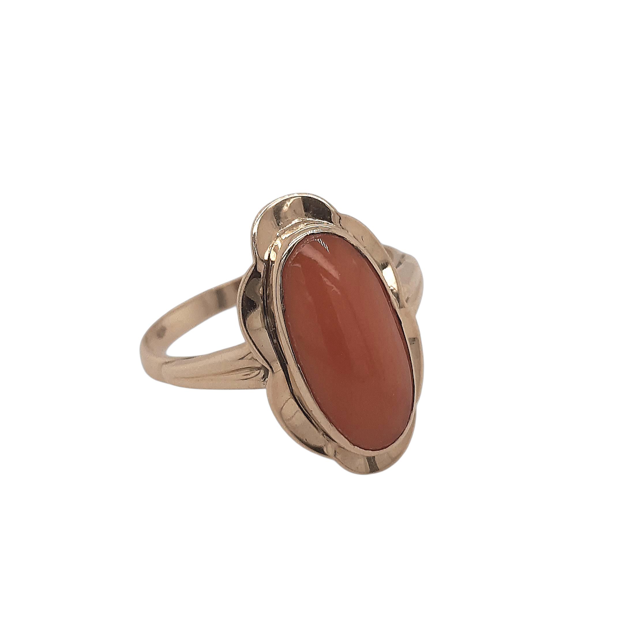 geelgouden ring met bloedkoraal