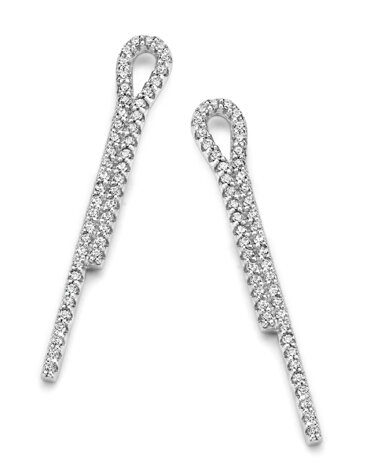 chitteren zoals de echte sterren, dit kan met de juwelen van Silver Rose zilveren juwelen dankzij de microscopische zettingen.

Dit zijn mooie oorhangers uit de SilverRose collectie gemaakt uit gerhodineerd 925 sterling silver met witte zirconia.
