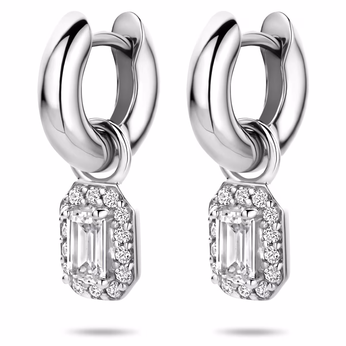 Deze prachtige moments oorbedels met zirkonia zijn exclusief de oorringen. De bedels hebben een elegante uitstraling en zijn ideaal om te combineren met verschillende oorringen. De zirkonia stenen zorgen voor een subtiele glans en maken deze bedels tot een echte eyecatcher. Draag ze op een feestelijke gelegenheid of bij dagelijkse outfits voor een luxe touch.