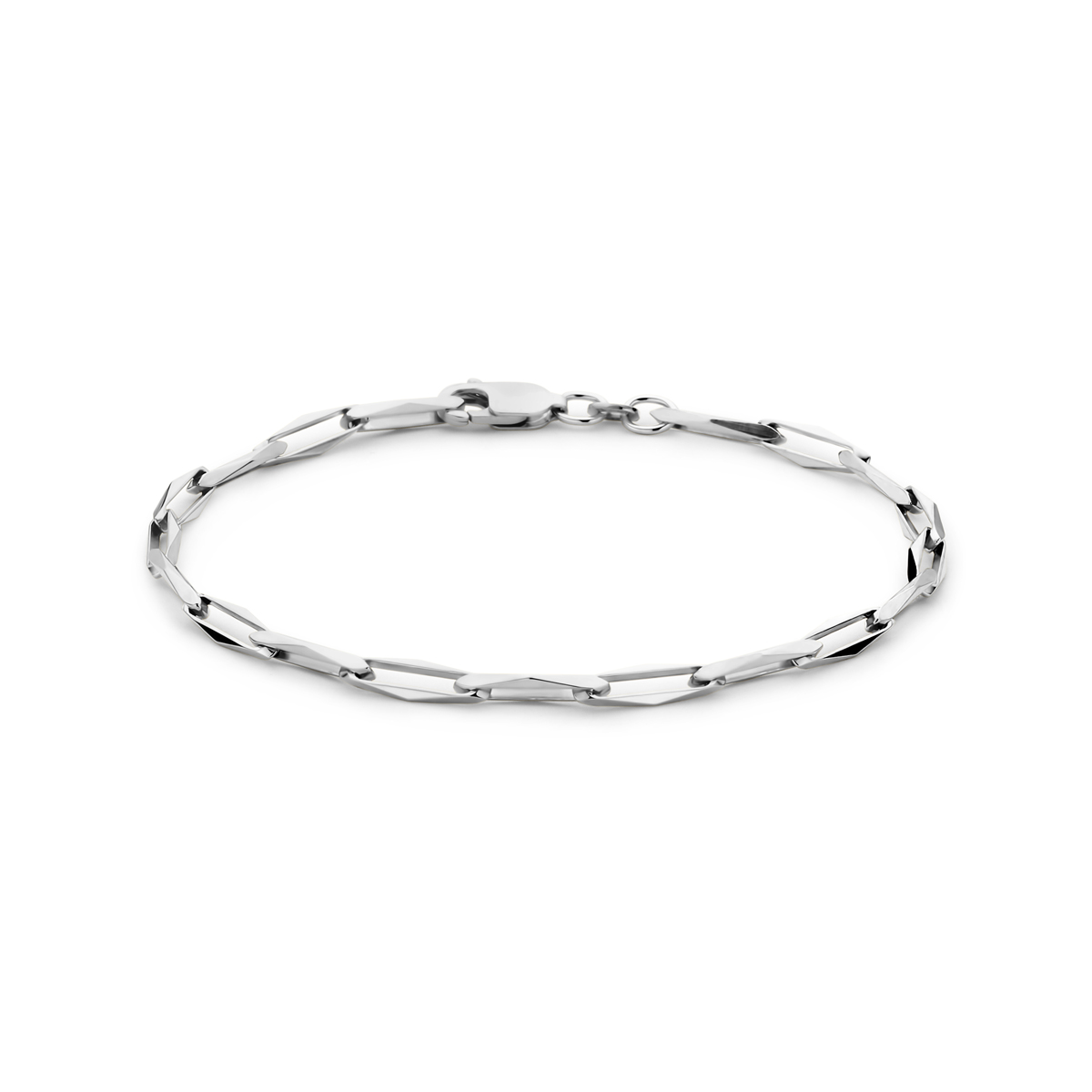 Gerhodineerd 925 zilveren armband met een schakelbreedte van 3.5mm en draaglengte van 18.5cm. Uitgevoerd met karabijnsluiting.