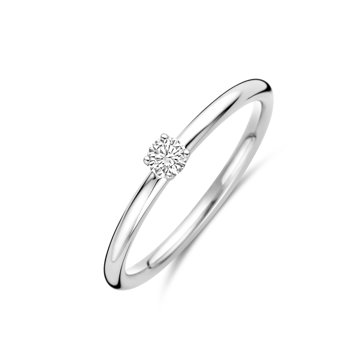 14k Witgouden ring uitgevoerd met diamant. De ring heeft een breedte van 3.5 mm. Het diamantgewicht is 0.10ct.
