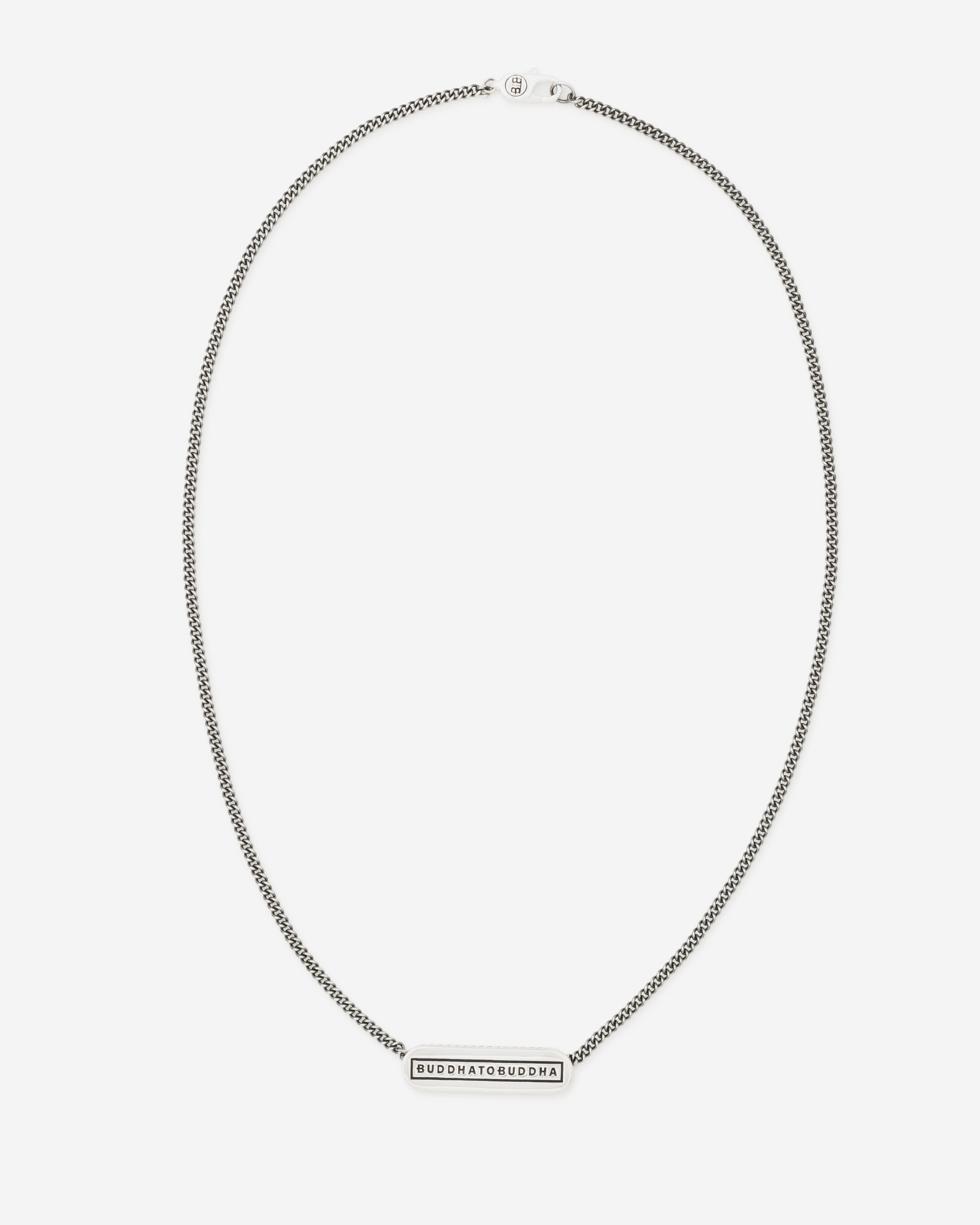 
Sale -50%
Ketting Essential Logo XS 45,5 cm

Gerecycled 925 sterling zilver

€ 139,00
€ 69,50
Product Opties:
Kies jouw Maat
Aanpasbare opties:
Graveren 
+ € 10,00
Een symbool van een ♥ of ∞ teken is mogelijk. Het maximaal aantal tekens is inclusief spaties. Levertijd: 1–3 werkdagen. Klik hier voor onze retourvoorwaarden
Maximaal 20 tekens


In Winkelwagen
Gratis verzending & veilig retourneren
Veilig & gratis verzending vanaf 50 euro. 30 dagen retour en 12 maanden* garantie op je artikelen.

Duurzaam sieraad
Onze sieraden worden duurzaam gemaakt van gerecycled zilver en goud. Verpakt in 100% biologisch afbreekbare verpakkingen van (aardappel)zetmeel.

De Essential Ketting, een tijdloze bestseller uit onze collectie, is in deze ketting verrijkt met een 'Logo Hanger', wat de ketting een extra kenmerkende Buddha to Buddha uitstraling geeft. Gemaakt uit duurzaam gerecycled zilver, staat deze ketting symbool voor kwaliteit, duurzaamheid en vakmanschap. Deze ketting is perfect te personaliseren door middel van gravure. Ontworpen in Amsterdam en met toewijding handgemaakt in Zuidoost-Azië. Welk bijzonder moment vier jij met deze iconische halsketting?