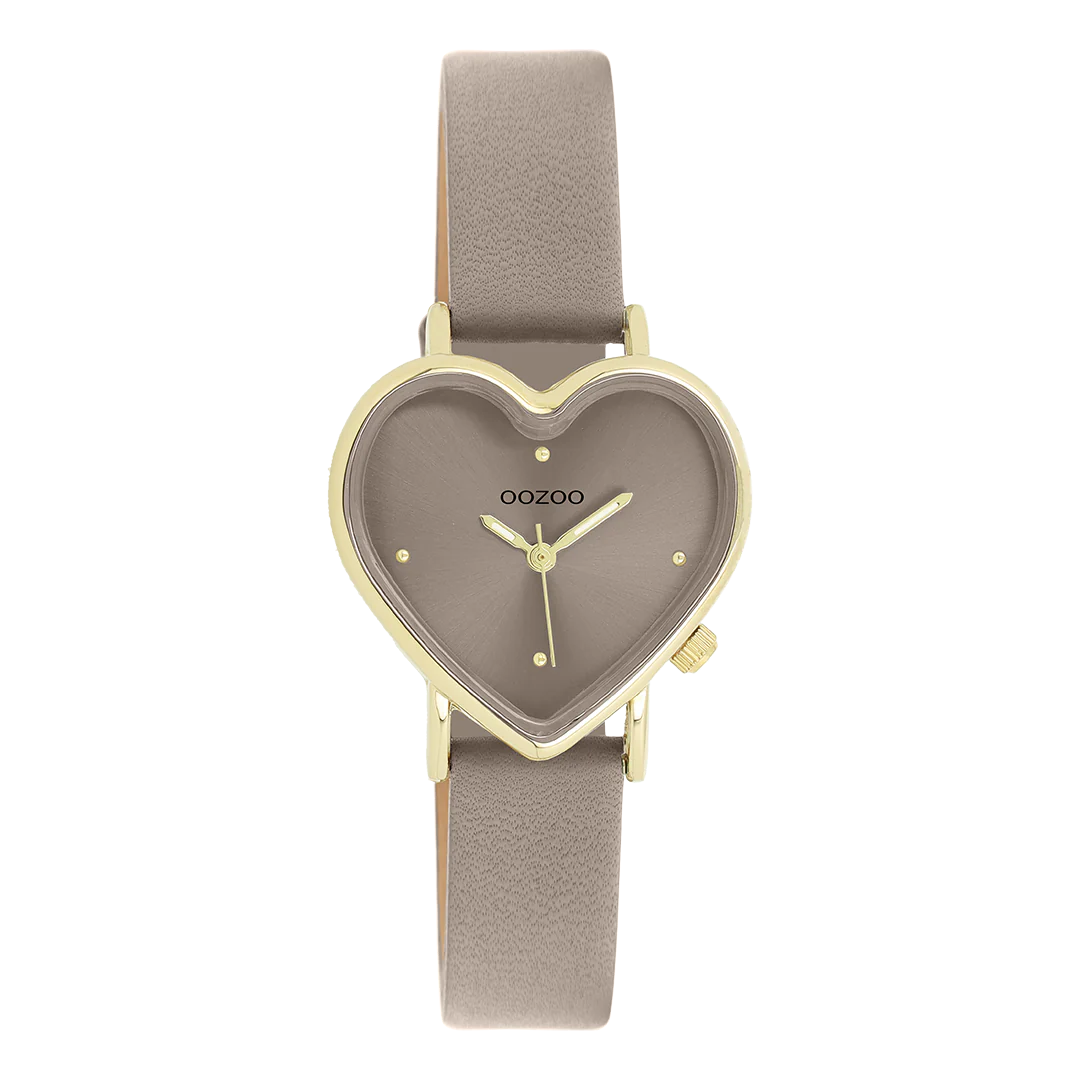 Val op met dit prachtige hart dames design uit de trendy OOZOO Timepieces collectie. De C11451 heeft een taupe leren band en 28x29 mm goudkleurige metalen horlogekast. Maak een fashion statement met deze taupe sunray wijzerplaat, goudkleurige stippen tijdsaanduidingen en bijpassende wijzers. Dit horloge is een musthave voor jouw garderobe en heeft een mineraalglas, stainless steel achterplaat en is nikkel-safe.