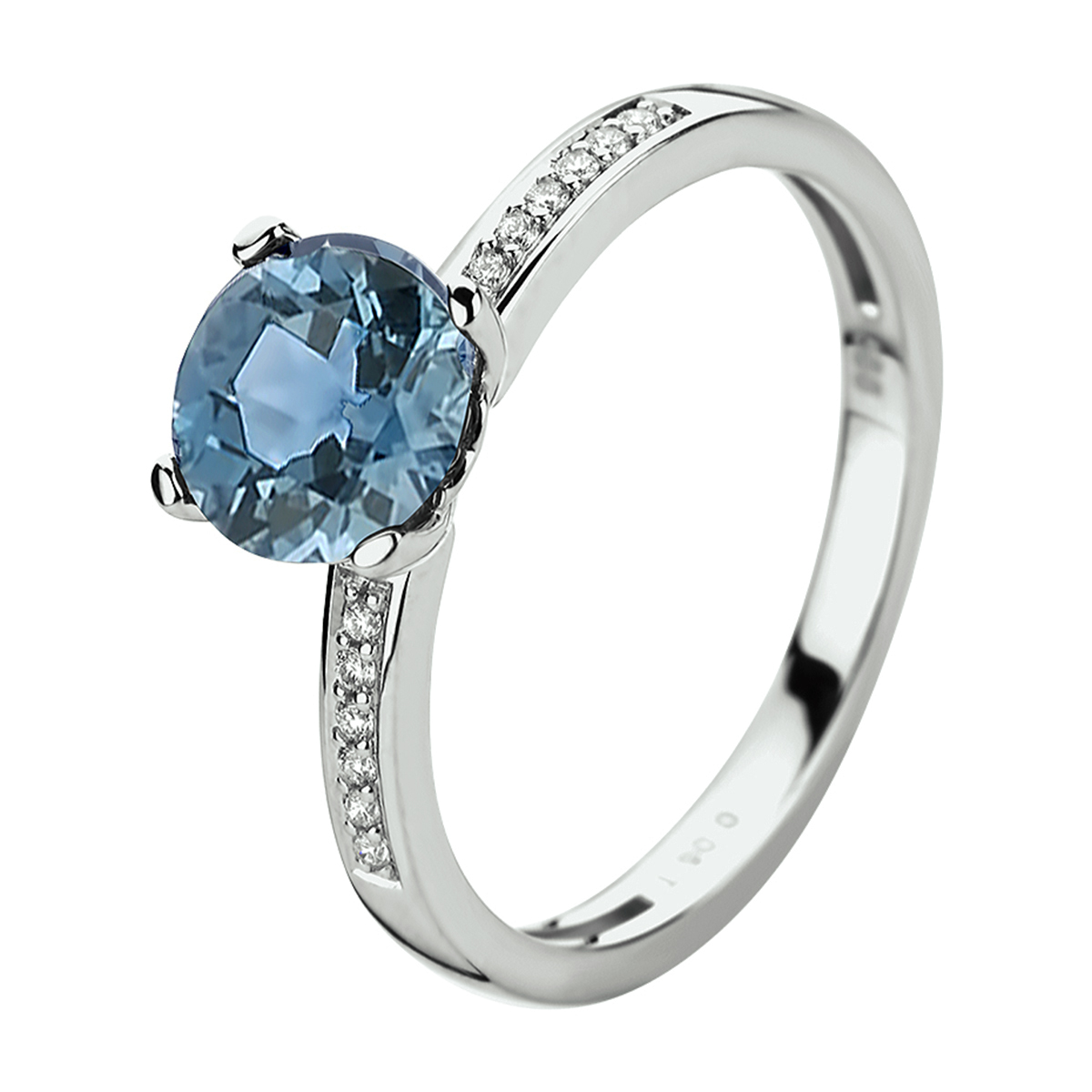 14k Witgouden ring uitgevoerd met schitterende London blue topaas en een diamant rij. De ring heeft een steenbreedte van 7mm.