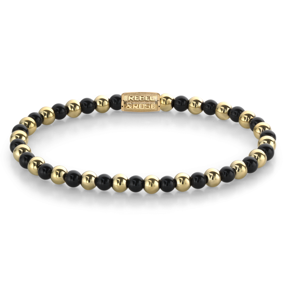 Armband van het merk Rebel & Rose. De armband heeft een hoogwaardige elastische stretch koord, met 4mm van Agaat Zwart, RVS 18kt ion-gold plated.
