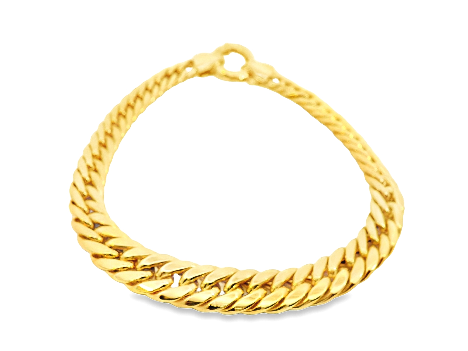Deze prachtige geelgouden armband van 14 karaat (8.98 gr) is van het gourmet model en geschikt voor zowel mannen als vrouwen. Het is voorzien van een subtiele en tijdloze uitstraling. De armband is perfect te combineren met zowel casual als formele outfits en voegt een vleugje elegantie toe aan elke look. Draag hem los om de pols voor een stijlvolle uitstraling.