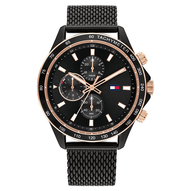 TH1792020 Miles - Dit stoere mannen horloge is van het bekende merk Tommy Hilfiger. Het horloge is voorzien van een Milanees-edelstalen horlogeband en een zwarte wijzerplaat. Het horloge is een eyecatcher. De diameter van de horlogekast is 44mm. Het horloge is 5 ATM regen- en spatwaterdicht.

SPECIFICATIES
- Mineraal glas
- Ronde kastvorm Ø 44mm
- Hoogte horlogekast is 9 mm
- Waterdicht: 5 ATM
- Zwarte horlogekast
- Zwarte wijzerplaat
- Zwarte horlogeband
