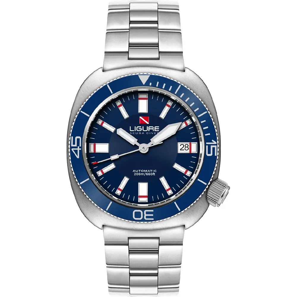 Dit horloge, LTW210011, heeft een stalen band die duurzaam en stijlvol is. De beste manier om het te dragen is om de band losjes om de pols te laten zitten voor een comfortabele pasvorm. Het horloge voegt een vleugje elegantie toe aan elke outfit en is perfect voor dagelijks gebruik of speciale gelegenheden. Maak vandaag nog een fashion statement met dit prachtige horloge!