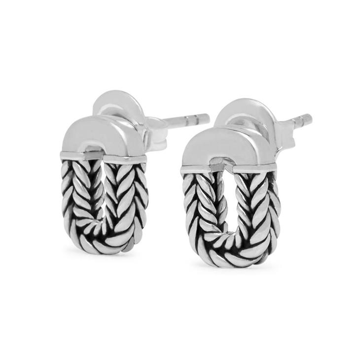 De Buddha to buddha oorstekers 109 One -Bar Earstud zijn gemaakt van 925 sterling zilver en hebben een stoere uitstraling. De oorstekers zijn perfect voor een subtiele en stijlvolle toevoeging aan elke outfit. Draag ze dagelijks voor een casual look of combineer ze met andere sieraden voor een meer opvallende uitstraling. De oorstekers zijn gemakkelijk te combineren met andere sieraden en passen bij elke gelegenheid.