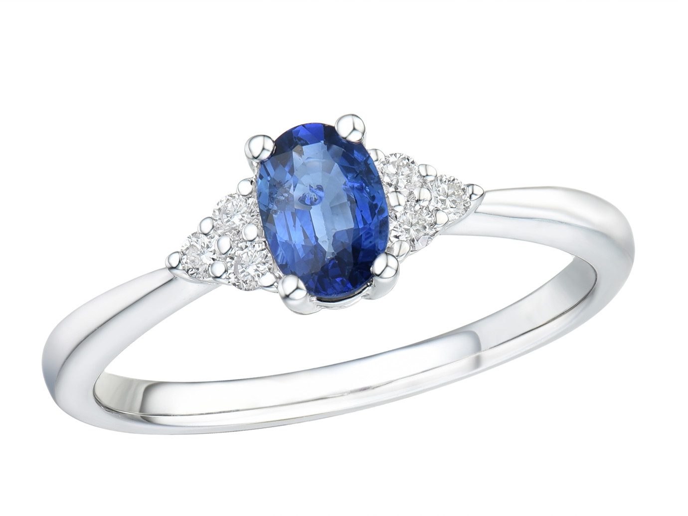 De RIN4061 is een elegante ring in de categorie "JEWEL" en type "RING". Dit sieraad voegt verfijning toe aan elke outfit. Draag het als een opvallend accessoire op feesten of als een subtiel detail bij dagelijkse gelegenheden. Combineer deze ring met andere sieraden voor een complete look. Ontdek de veelzijdigheid van de RIN4061!