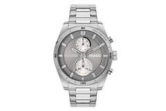 De Hugo Boss horloge is een stijlvolle polshorloge voor heren in zilver en grijs staal. Het combineert elegantie met hedendaags design. Ideaal voor zowel formele als informele gelegenheden. Draag deze horloge om je pols voor een verfijnde look die elke outfit complimenteert. Perfect voor dagelijks gebruik of speciale gelegenheden.