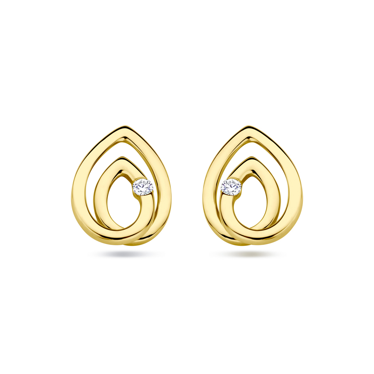 14k Geelgouden oorknoppen uitgevoerd met diamant. De oorknoppen hebben een afmeting van 10.5x7.5mm.