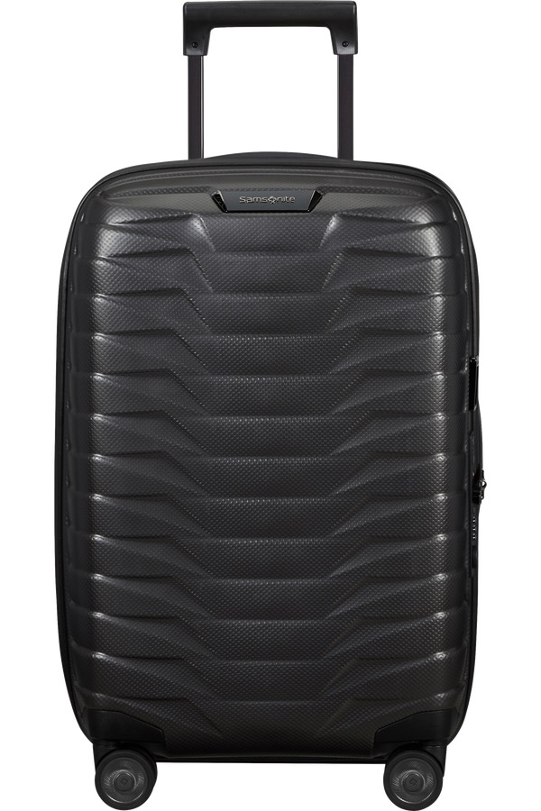 Ontdek een nieuwe manier van reizen met Proxis, de koffer voor topprestaties. De schalen zijn vervaardigd uit Roxkin&trade;, een exclusief materiaal uit meerdere lagen dat Samsonite zelf heeft ontwikkeld. De koffer wordt gefabriceerd in Hongarije en wordt voorzien van 100% hernieuwbare energie. De Proxis koffer neemt opnieuw zijn oorspronkelijke vorm aan en is opvallend stevig, veerkrachtig en licht. Tevens zijn de schalen volledig recycleerbaar. De koffer springt in het oog door zijn geraffineerde design en is speciaal ontworpen om aan al jouw behoeften te voldoen.

Garantie
10 jaar beperkte wereldwijde garantie
Model
Spinner (4 wielen)
Kleur
Honey Gold
Materiaal
Roxkin&trade; (Polypropylene)
Afmetingen
55 x 35 x 23 cm
 Maattabel
Ruimste afmetingen
55 x 35 x 26 cm
Size
Handbagage
Volume
38/44 L
Gemiddeld inpakgewicht
Ongeveer 10 kg

In Europa vervaardigd
Ja