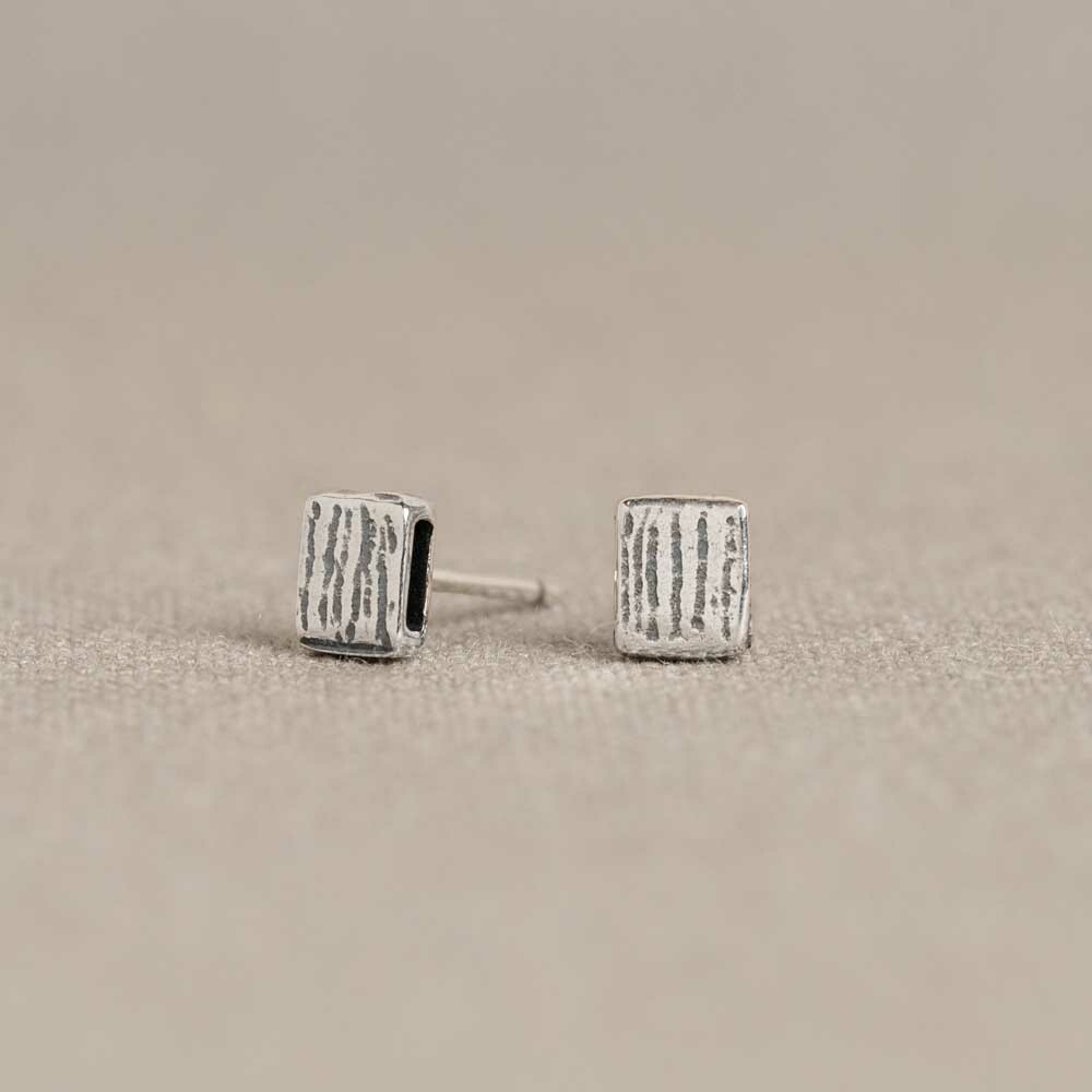 Oorknop vierkant gemaakt van 925 sterling zilver met oxy