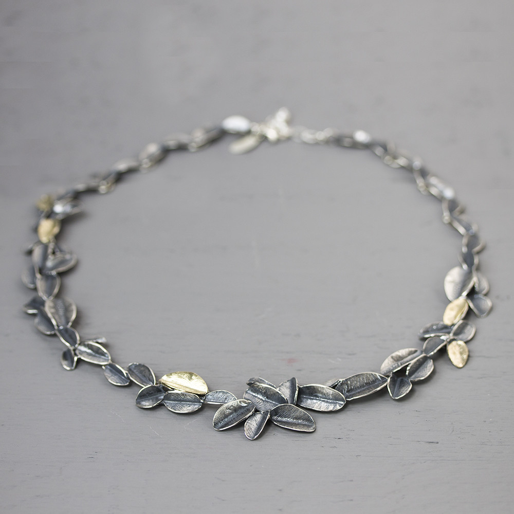 Combineer de sieraden van Jéh Jewels voor een complete look!