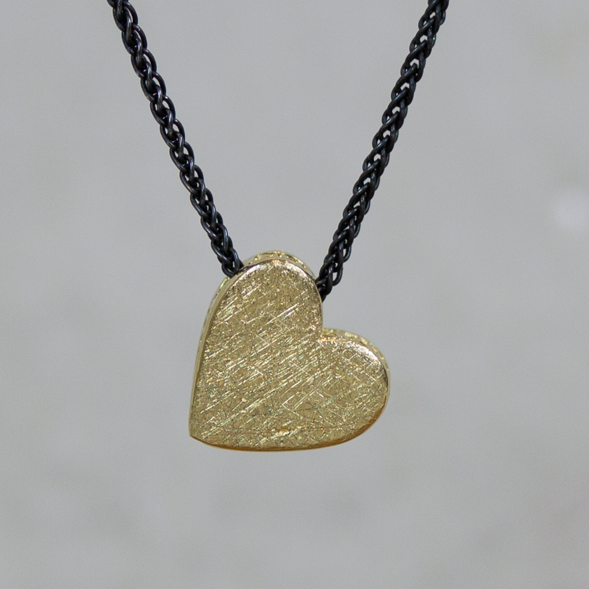 Collier zilver oxy met gouden hart 3D twee kanten