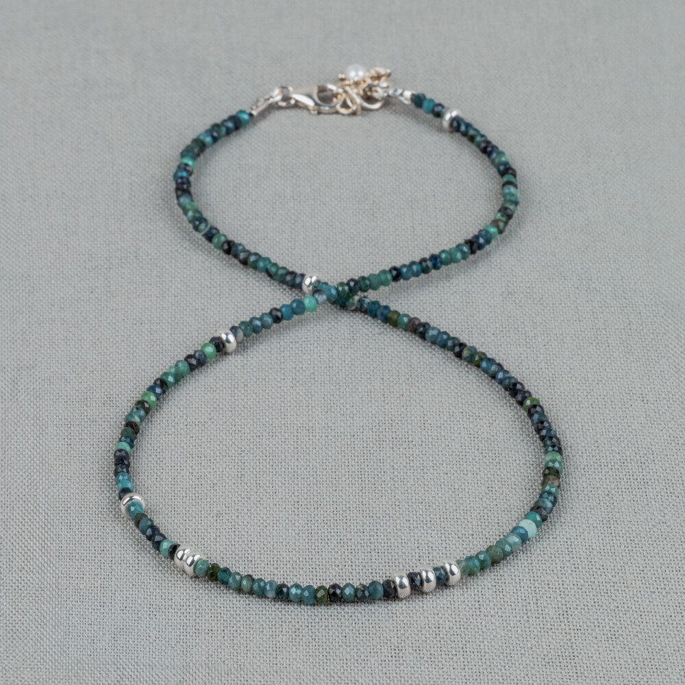 Collier gemaakt van 925 sterling zilver en de edelsteen Groene Toermalijn. Combineer dit collier met de bijpassende armband voor een complete look!