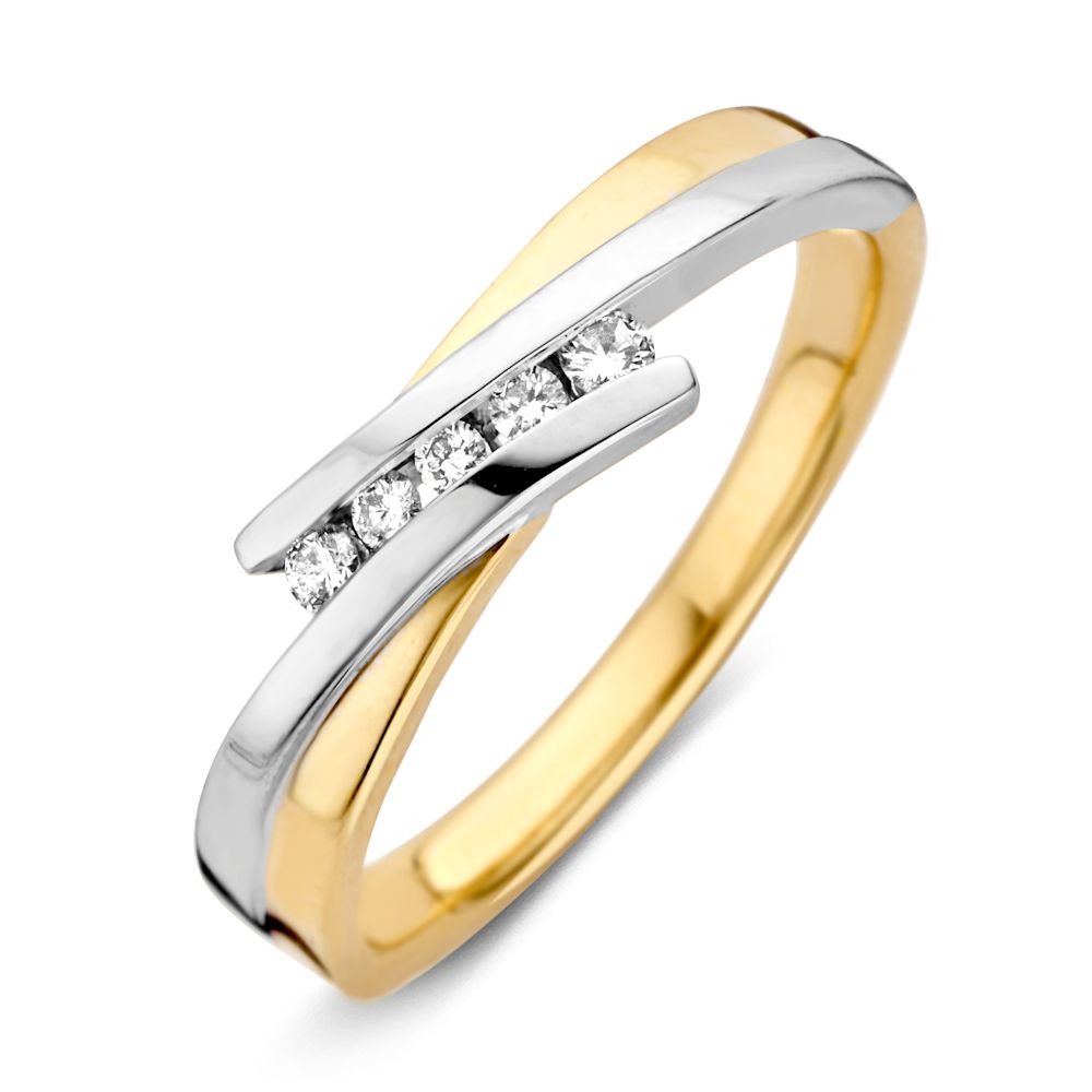 Bicolor wit- en geelgouden slagring gezet met fijne diamanten.
