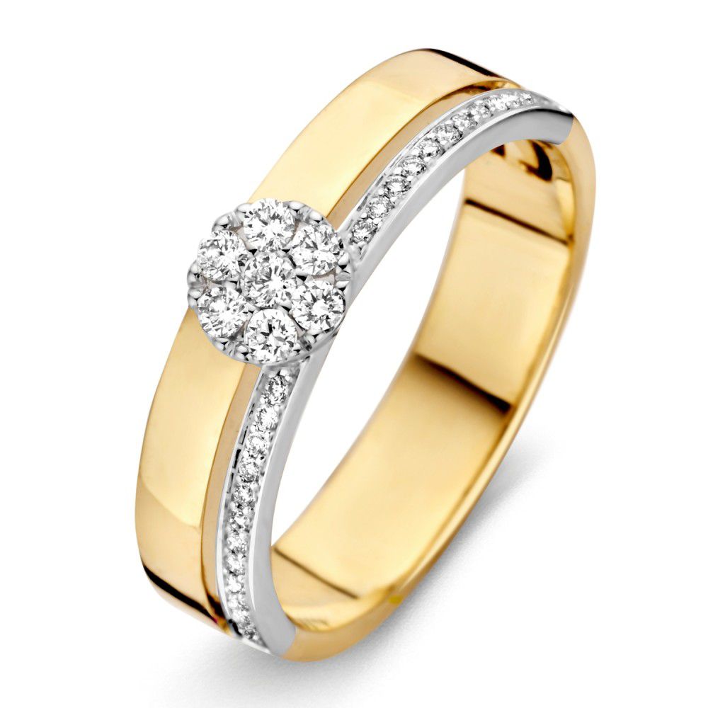 Bicolor wit- en geelgouden ring met rozet gezet met diamant.
