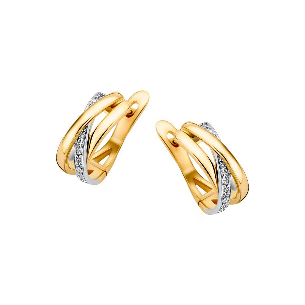 Geelgouden oorringen met diamant.
