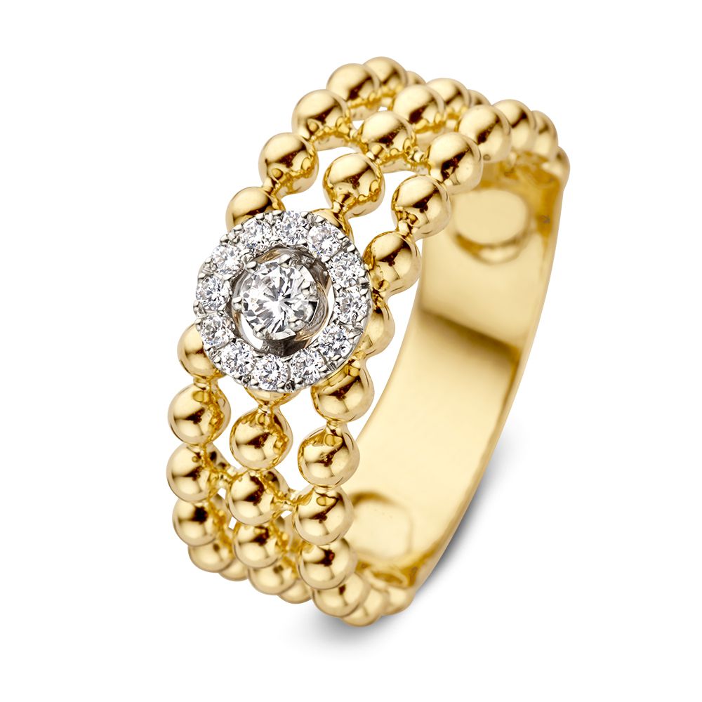 Stijlvolle gouden ring met diamanten in opvallende entourage zetting en een driedubbele rij metgouden bolletjes. Een schitterende eyecatcher aan de hand!
