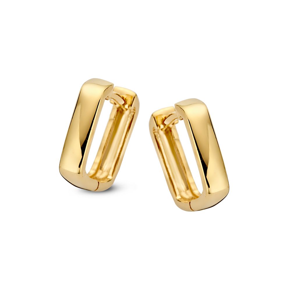 Geelgouden oorringen met vierkant design.
