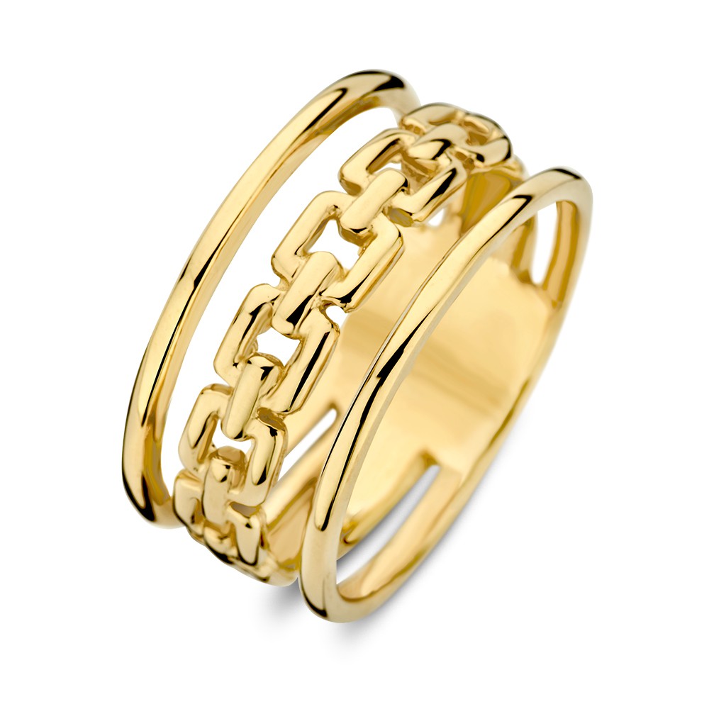 Geelgouden ring opgebouwd uit drie banen, eentje met schakelpatroon.
