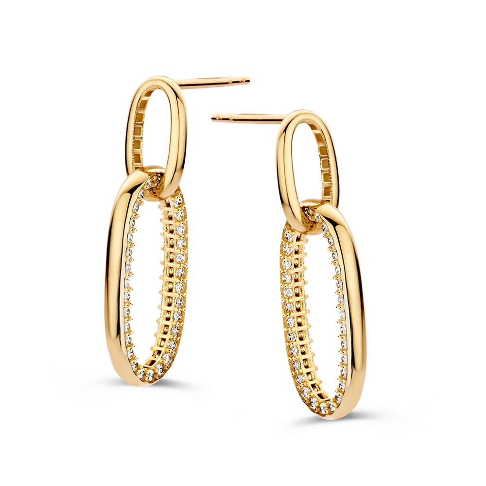 Oorbellen met speelse, ovale schakels. De oorbellen zijn op subtiele wijze aan de zijkant gezet met zirkonia's voor een stralende look.
