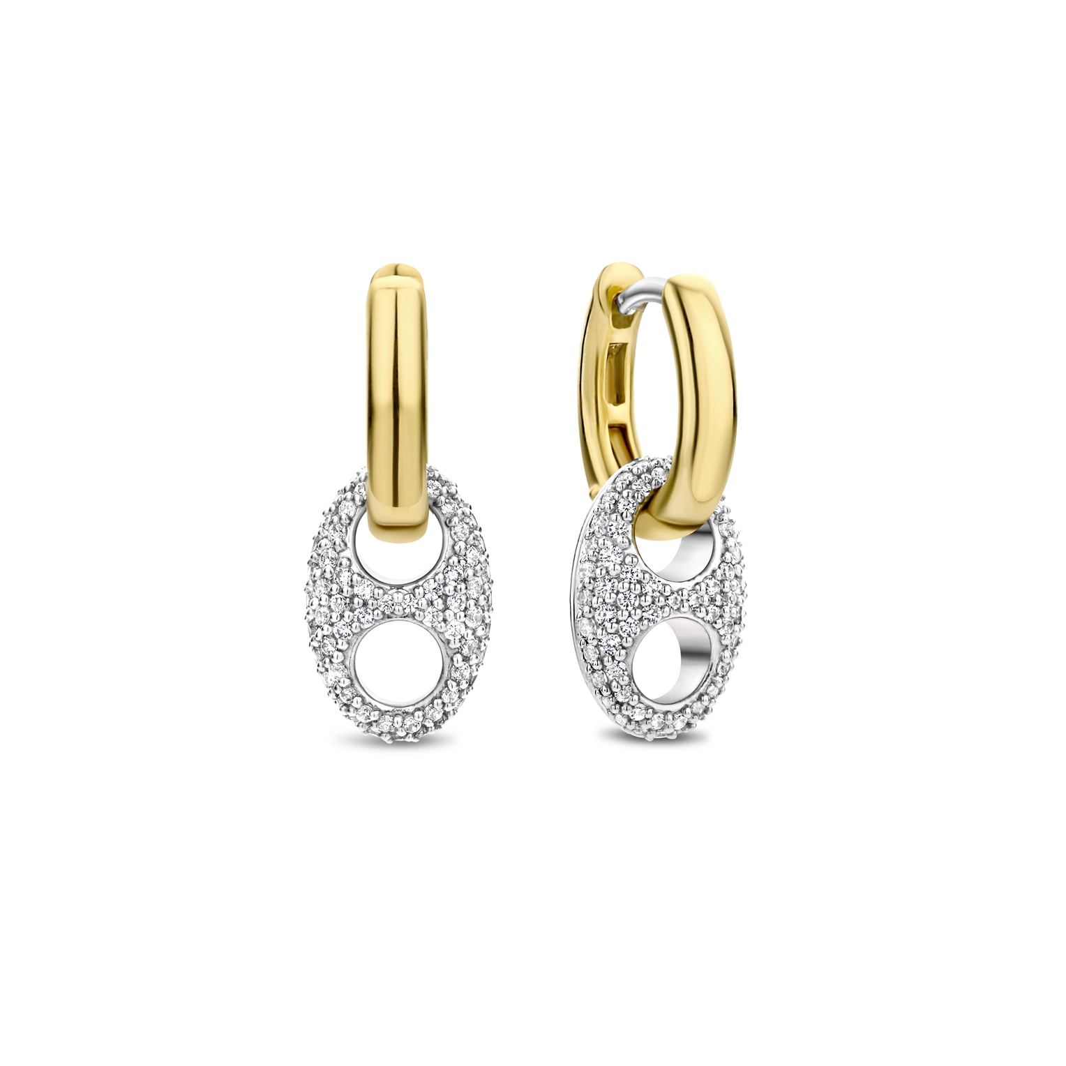 Deze TI SENTO - Milano Oorbellen 7878ZY zijn gemaakt van Zilver gold plated. De kleurstelling van deze oorbellen zijn Wit met geel verguld. Alle TI SENTO - Milano producten worden geleverd in een luxe geschenkverpakking.