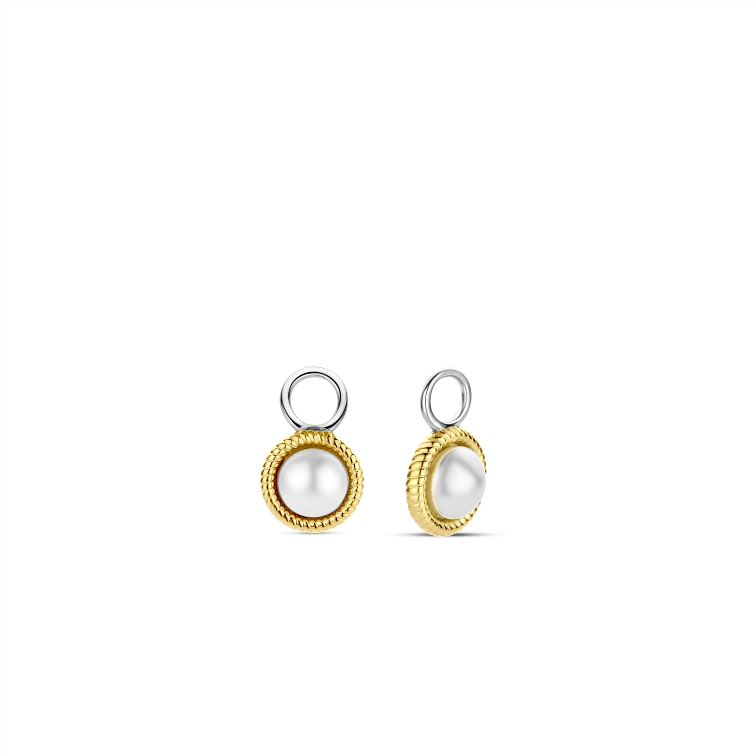 Deze TI SENTO - Milano Oorbedels 9261YP zijn gemaakt van Zilver gold plated. De kleurstelling van deze oorbel bedels zijn Wit (Letter). Alle TI SENTO - Milano producten worden geleverd in een luxe geschenkverpakking.